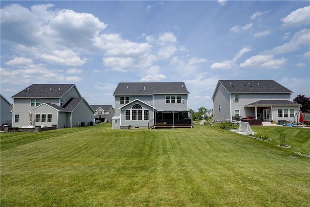6421 Erica, Victor, NY 14564