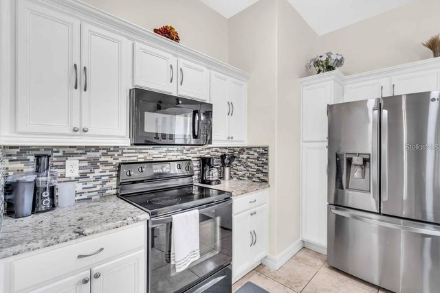 241 VISTA LOOP, Davenport, FL 33897