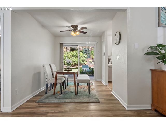 3872 BOTTICELLI St, Lake Oswego, OR 97035