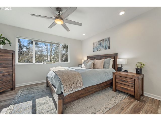 3872 BOTTICELLI St, Lake Oswego, OR 97035