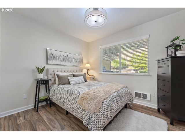 3872 BOTTICELLI St, Lake Oswego, OR 97035