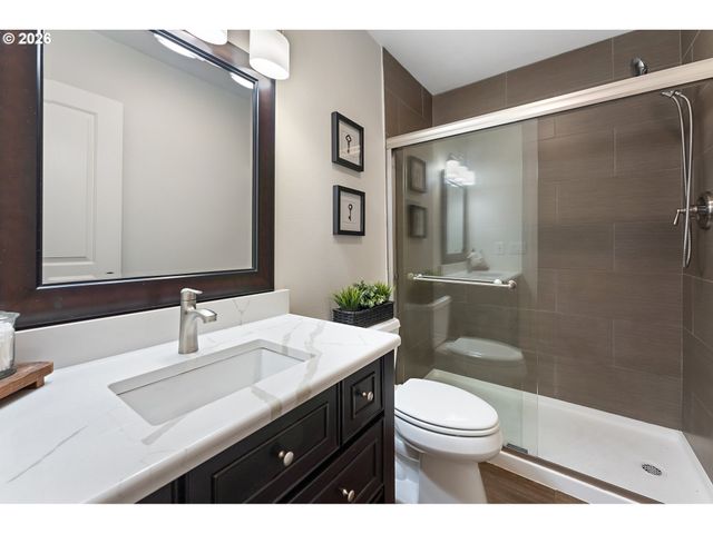 3872 BOTTICELLI St, Lake Oswego, OR 97035