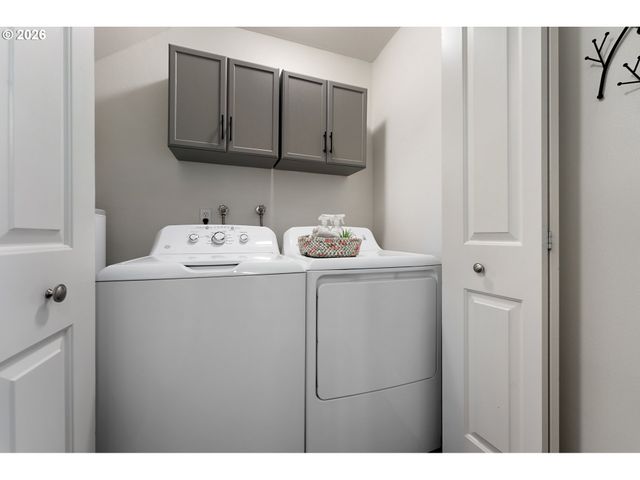 3872 BOTTICELLI St, Lake Oswego, OR 97035