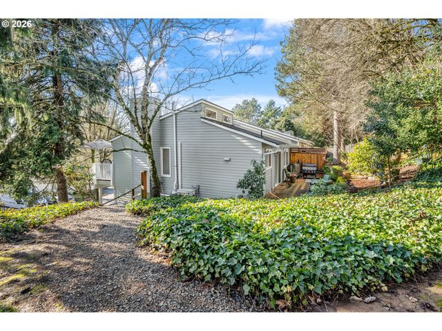 3872 BOTTICELLI St, Lake Oswego, OR 97035