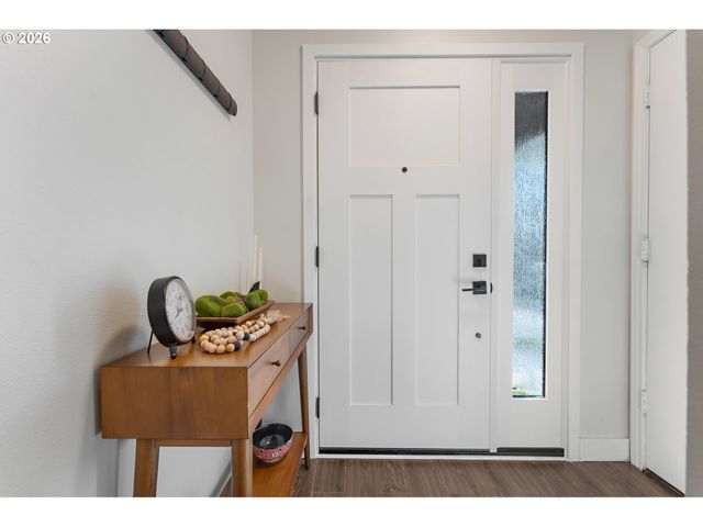 3872 BOTTICELLI St, Lake Oswego, OR 97035