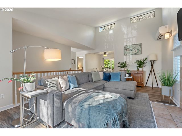 3872 BOTTICELLI St, Lake Oswego, OR 97035