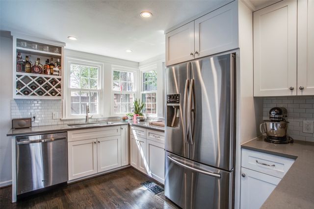 6840 Lorna Lane, Dallas, TX 75214