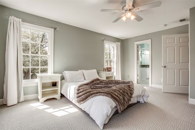 6840 Lorna Lane, Dallas, TX 75214