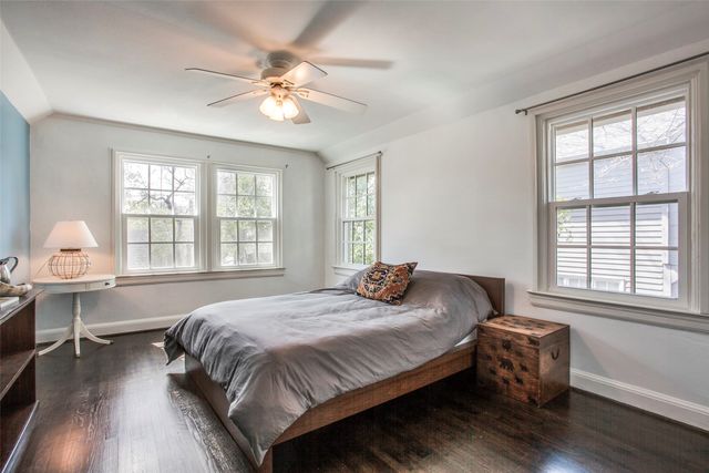 6840 Lorna Lane, Dallas, TX 75214