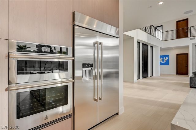 5555 Teco Avenue, Las Vegas, NV 89118