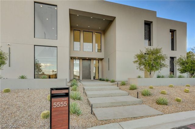 5555 Teco Avenue, Las Vegas, NV 89118