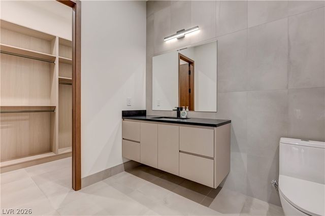 5555 Teco Avenue, Las Vegas, NV 89118