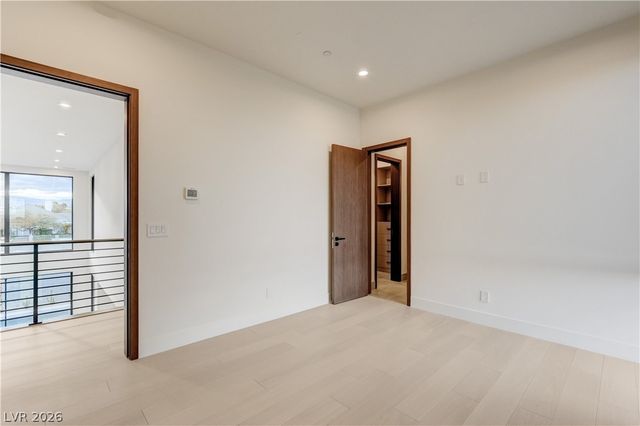 5555 Teco Avenue, Las Vegas, NV 89118