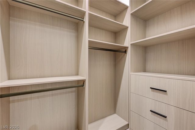 5555 Teco Avenue, Las Vegas, NV 89118