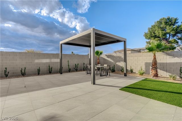 5555 Teco Avenue, Las Vegas, NV 89118