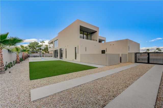 5555 Teco Avenue, Las Vegas, NV 89118