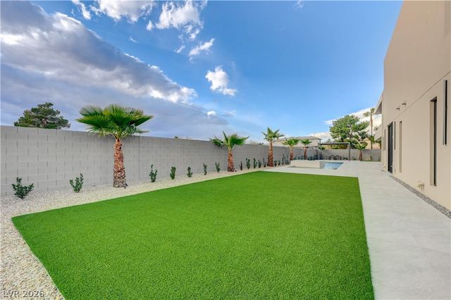 5555 Teco Avenue, Las Vegas, NV 89118