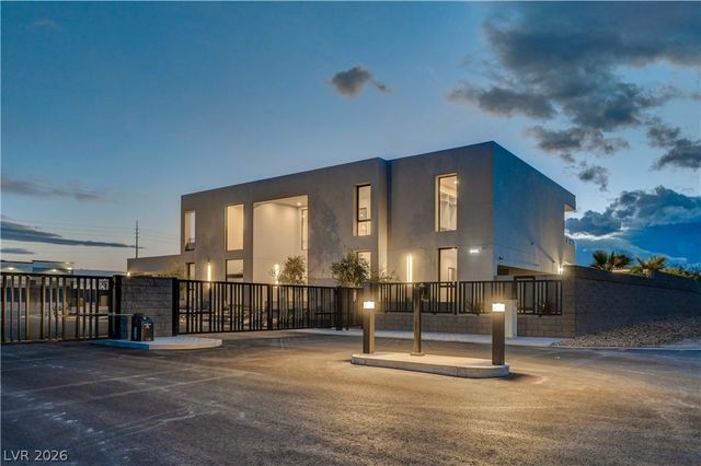 5555 Teco Avenue, Las Vegas, NV 89118