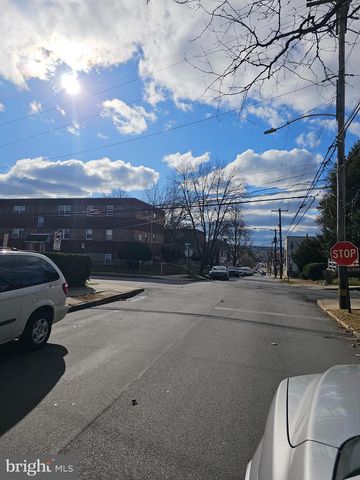 902 ARCH ST, Norristown, PA 19401