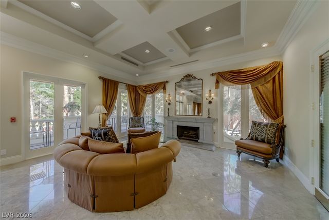 220 East FLAMINGO Road 330, Las Vegas, NV 89169
