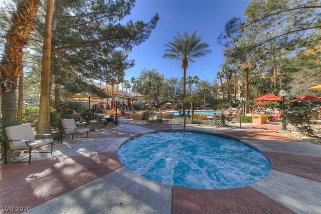 220 East FLAMINGO Road 330, Las Vegas, NV 89169
