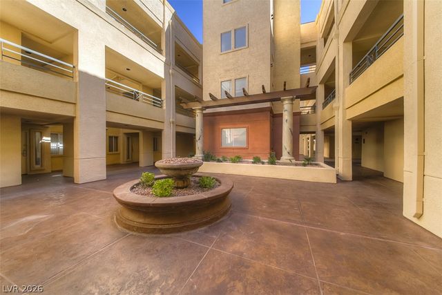 220 East FLAMINGO Road 330, Las Vegas, NV 89169