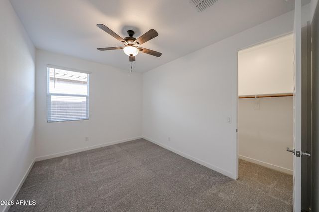 7824 W TETHER Trail, Peoria, AZ 85383