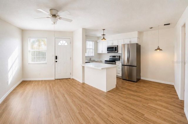 9030 BLIND PASS ROAD D6, St Petersburg, FL 33706