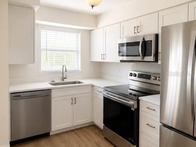 9030 BLIND PASS ROAD D6, St Petersburg, FL 33706