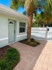 9030 BLIND PASS ROAD D6, St Petersburg, FL 33706