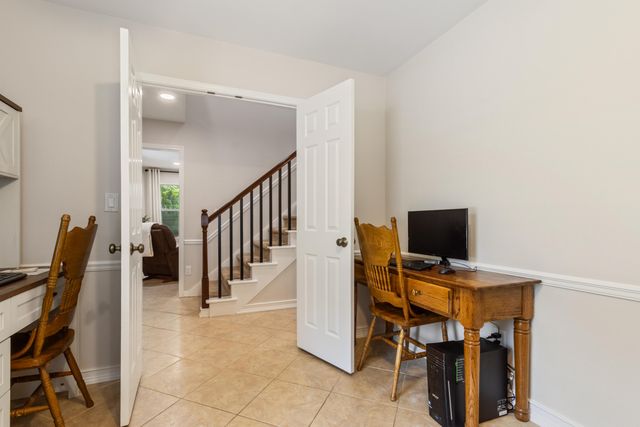 401 Greenwood Way, Niceville, FL 32578