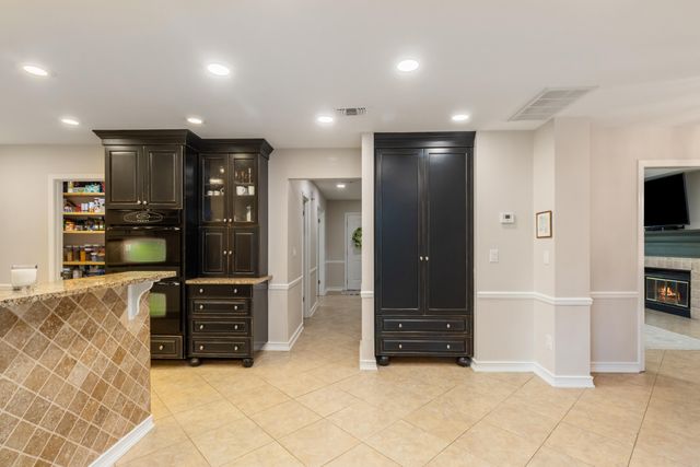 401 Greenwood Way, Niceville, FL 32578