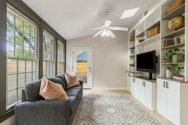 401 Greenwood Way, Niceville, FL 32578