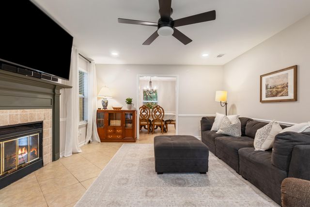 401 Greenwood Way, Niceville, FL 32578