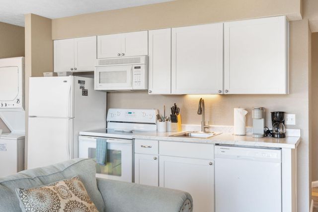 4 Memory Lane 3, Branson, MO 65616