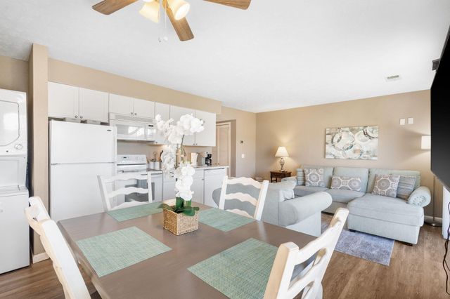 4 Memory Lane 3, Branson, MO 65616