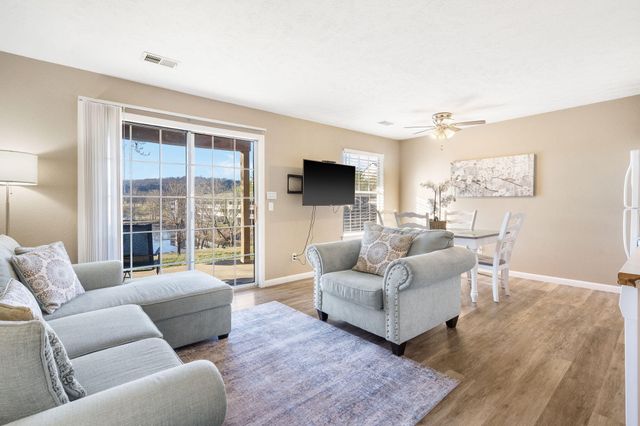 4 Memory Lane 3, Branson, MO 65616