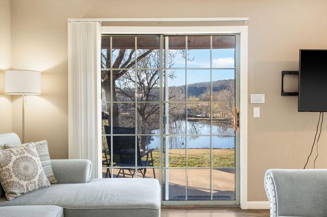 4 Memory Lane 3, Branson, MO 65616