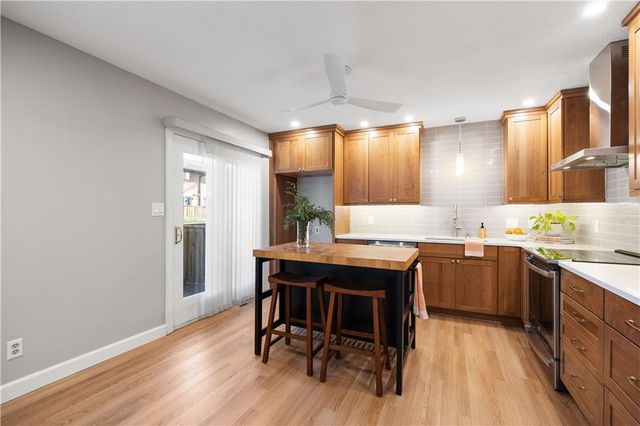 9551 Outlook Drive, Overland Park, KS 66207