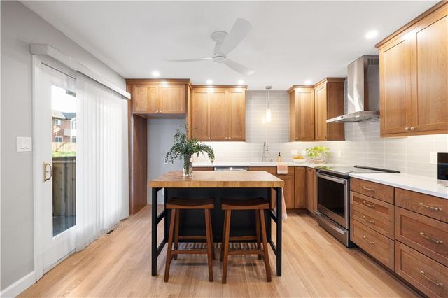 9551 Outlook Drive, Overland Park, KS 66207