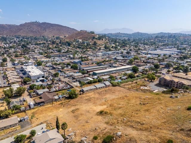 1161 N Anza Street, El Cajon, CA 92021