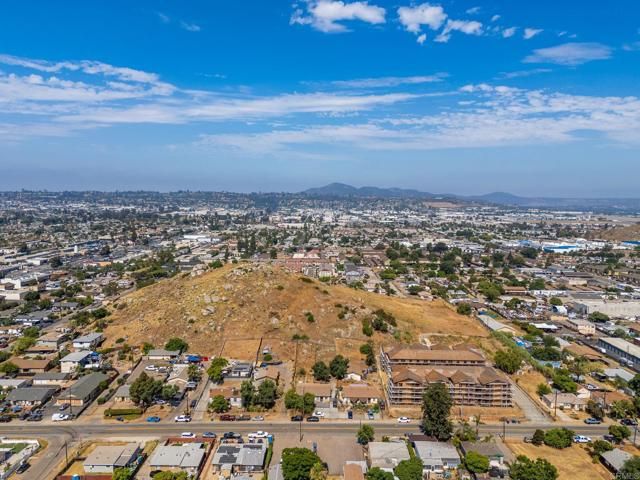 1161 N Anza Street, El Cajon, CA 92021