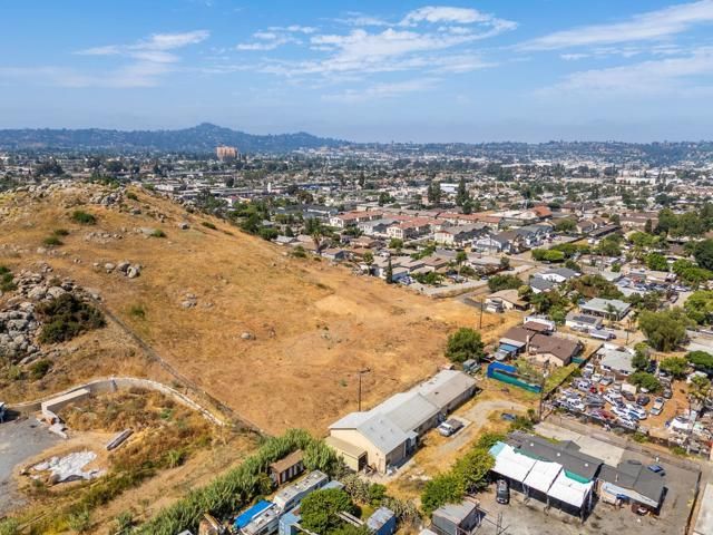 1161 N Anza Street, El Cajon, CA 92021