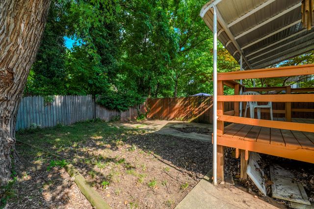 3812 Huntington Avenue, Latonia, KY 41015