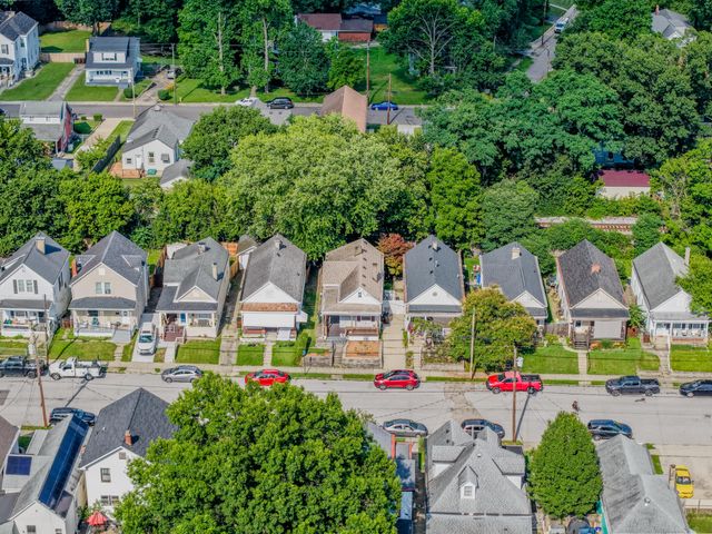 3812 Huntington Avenue, Latonia, KY 41015