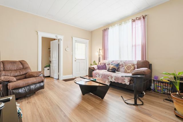 3812 Huntington Avenue, Latonia, KY 41015