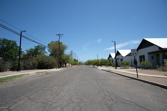118 E 18th Street, Tucson, AZ 85701