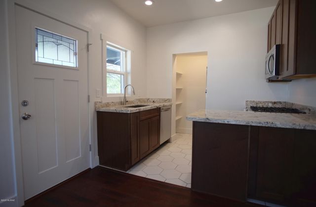 118 E 18th Street, Tucson, AZ 85701