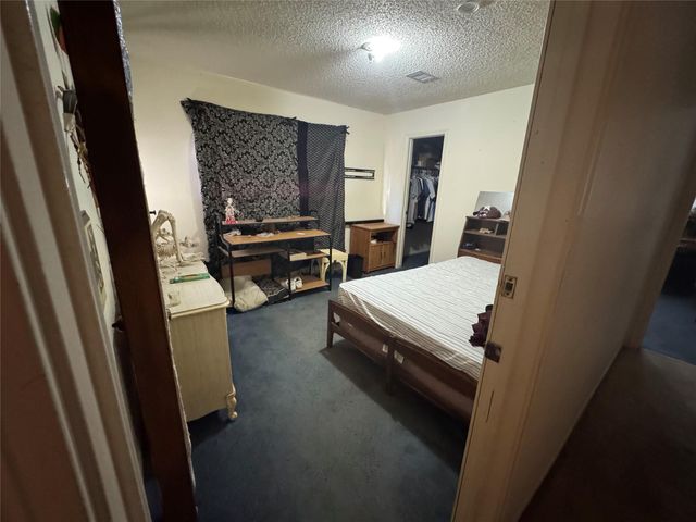 615 Roene, West Columbia, TX 77486