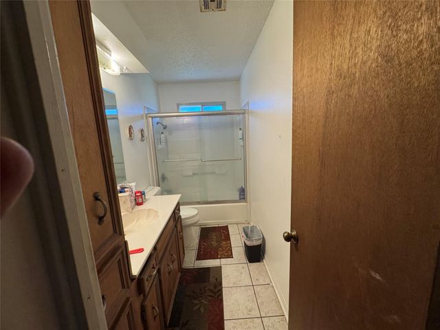 615 Roene, West Columbia, TX 77486